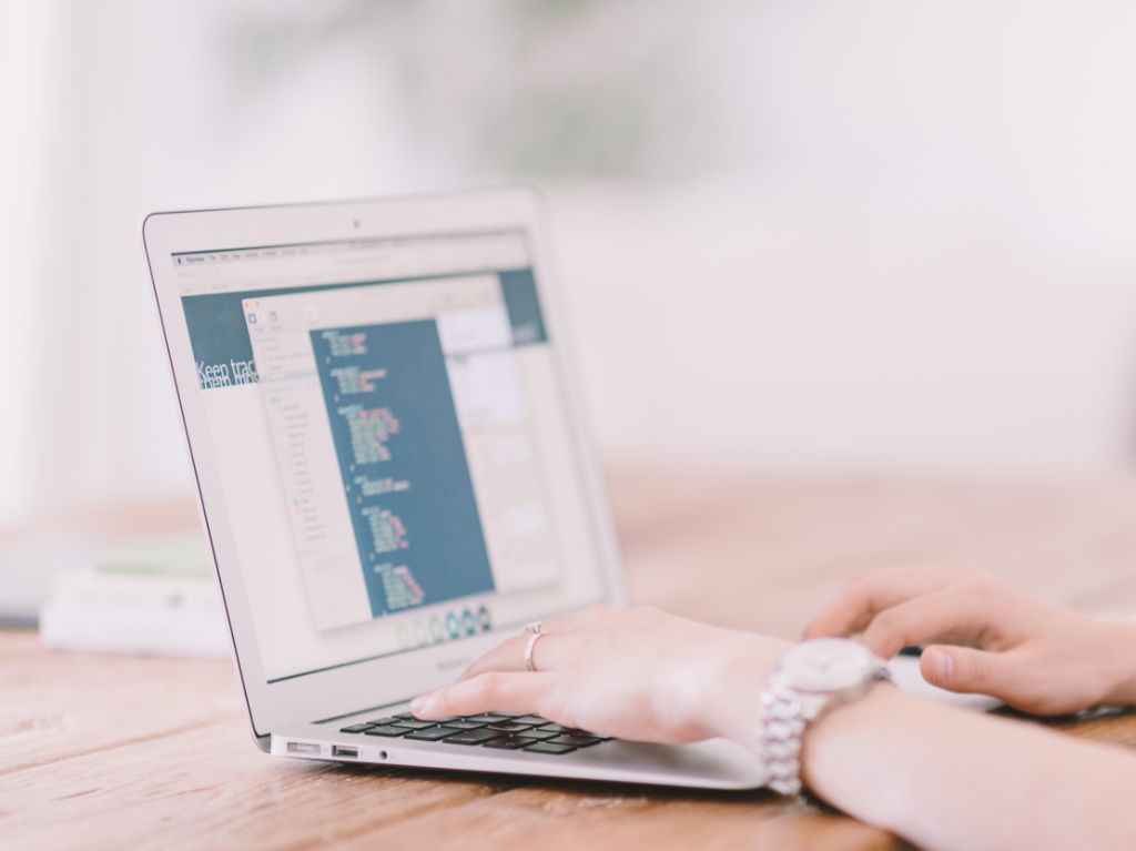 Comment rendre la navigation de son site web très fluide ?